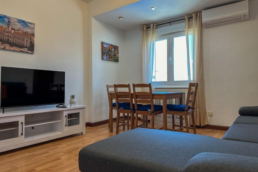 Luminoso Apartamento Turistico En Chamartin Madrid Exterior foto
